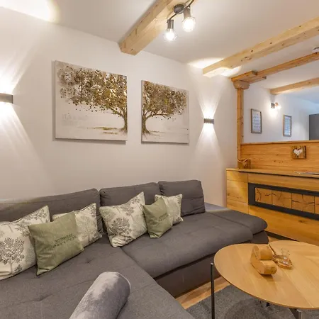 Deluxe Am Tegernsee Gschwandtnerhof アパート *