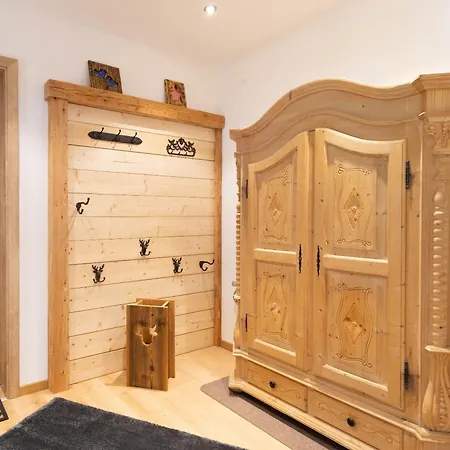 Deluxe Am Tegernsee Gschwandtnerhof *